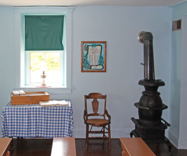 Amish Family House