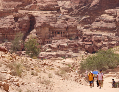 The hiking trails in Petra