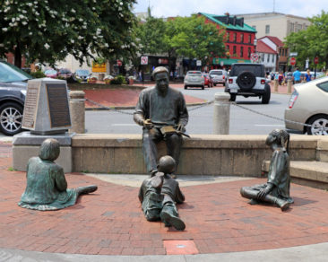 Kunta Kinte Memorial
