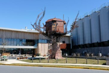 The "Steampunk Treehouse" at Dogfish Head Brewery
