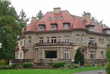 The Pittock Mansion - Image via Wikipedia
