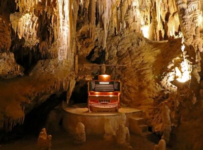 The Great Stalacpipe Organ in Luray Caverns
