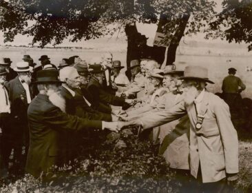 Gettysburg Battlefield 1913 Reunion. Source: Wikipedia